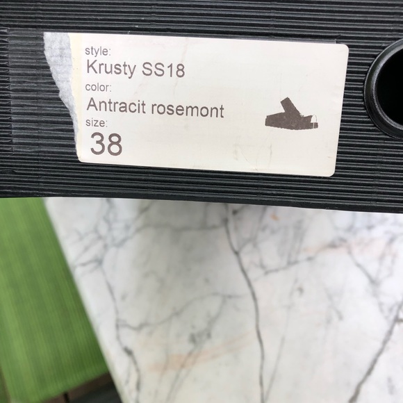 Papucei soft light weight size 8 shoes - Picture 13 of 13